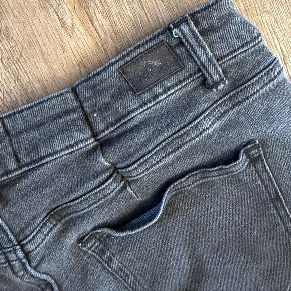 Vintage Jordache • High Rise Straight Jeans - Picture 13 of 13